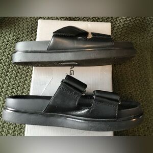 NIB Vagabond Women’s Black Leather Slide Sandals, Dual Band Hook & Loop; Size 37